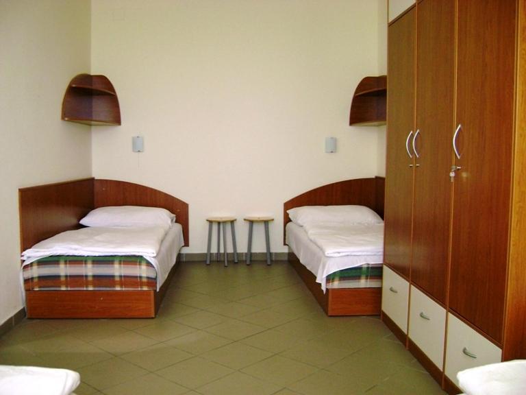 Karoly Robert Diakhotel Gyöngyös Екстериор снимка